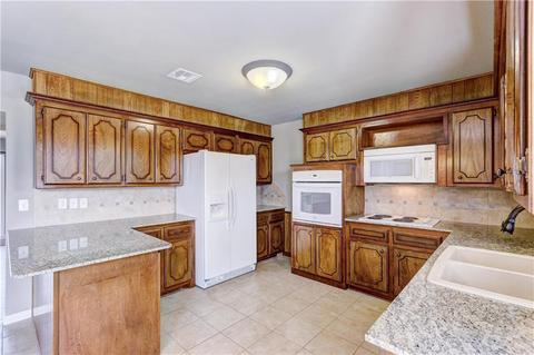 403 E Lakeview, Tecumseh, OK 74873 photo 13