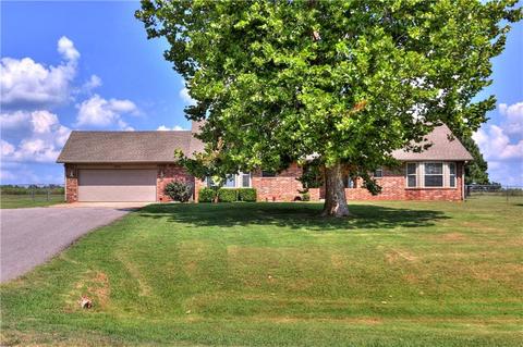 403 E Lakeview, Tecumseh, OK 74873 photo 2
