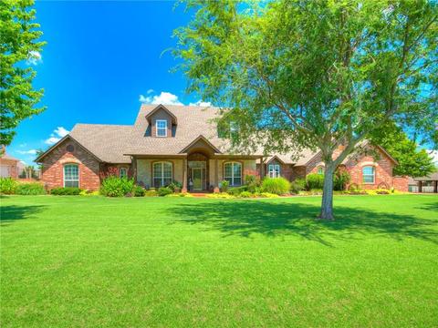 1613 40th St, Moore, OK 73160 photo 1