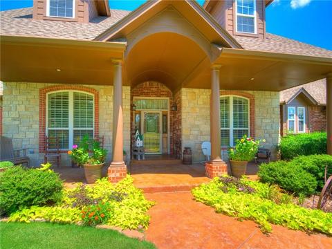 1613 40th St, Moore, OK 73160 photo 2