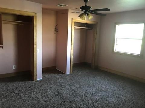 2047 E 1400 Rd, Lone Wolf, OK 73655 photo 4