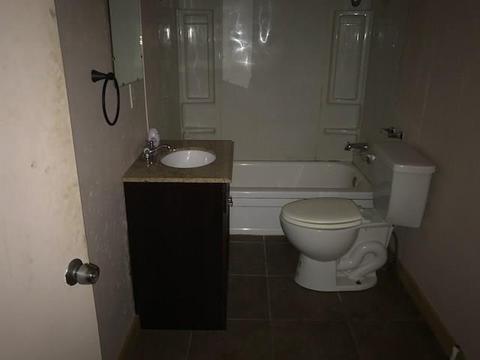 2047 E 1400 Rd, Lone Wolf, OK 73655 photo 9