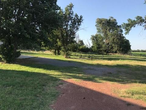 2047 E 1400 Rd, Lone Wolf, OK 73655 photo 17