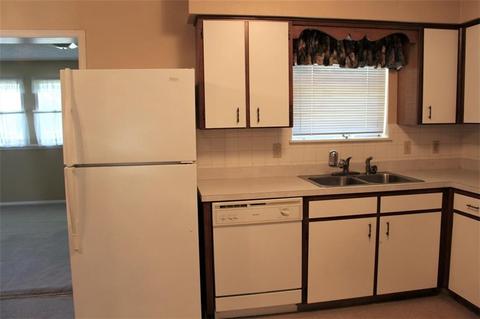 620 Sky Cir, Altus, OK 73521 photo 10