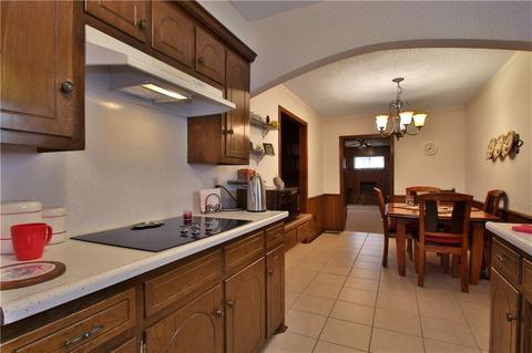 3709 N Riverside Dr, Bethany, OK 73008 photo 10