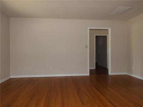 908 Willow, Norman, OK 73072 photo 6