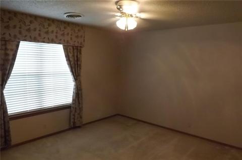 8 Confederate Rd, Altus, OK 73521 photo 6