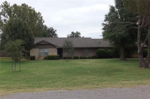 8 Confederate Rd, Altus, OK 73521 photo 2