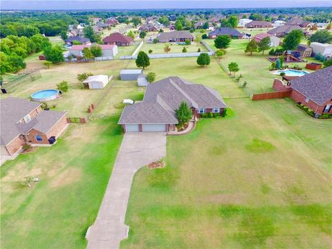 2120 NE 18th St, Moore, OK 73160 photo 2