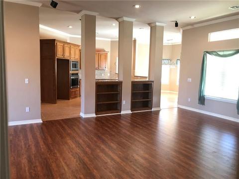 2120 NE 18th St, Moore, OK 73160 photo 5