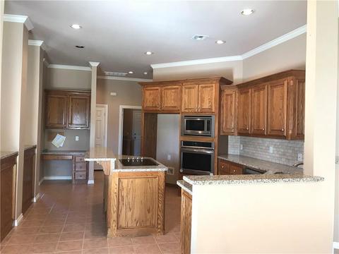 2120 NE 18th St, Moore, OK 73160 photo 11