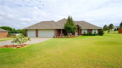 2120 NE 18th St, Moore, OK 73160 photo 3