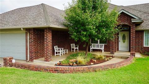 2120 NE 18th St, Moore, OK 73160 photo 4