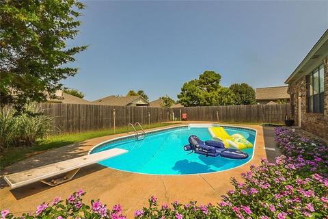 2016 E View Dr, Norman, OK 73071 photo 1