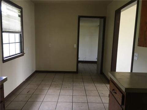 409 Pine, Frederick, OK 73542 photo 8