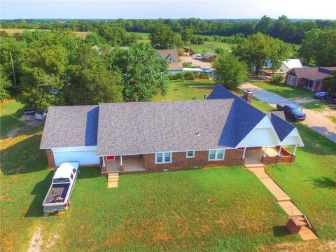 207 N 7th, Mcloud, OK 74851 photo 1