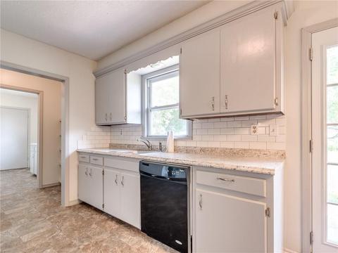 207 N 7th, Mcloud, OK 74851 photo 8