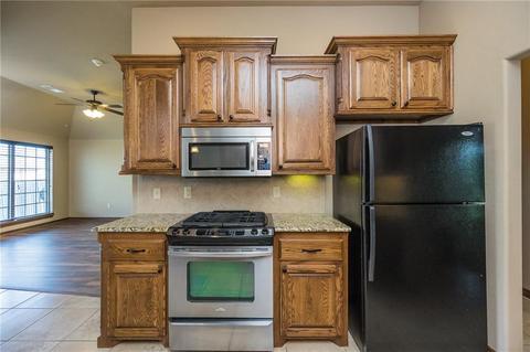 913 Ryan Rd, Moore, OK 73160 photo 18