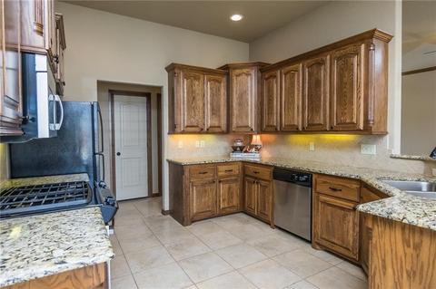 913 Ryan Rd, Moore, OK 73160 photo 17