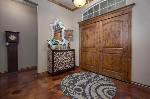 3201 Sycamore Dr, Moore, OK 73160 photo 4