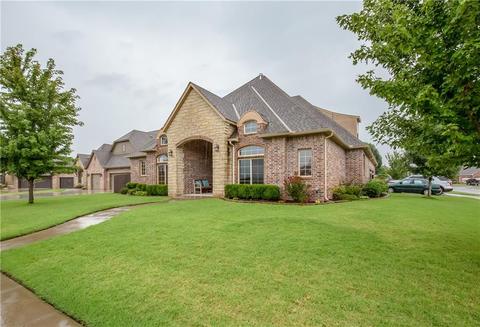 3201 Sycamore Dr, Moore, OK 73160 photo 1