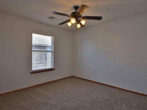 724 Elder, Mustang, OK 73064 photo 17