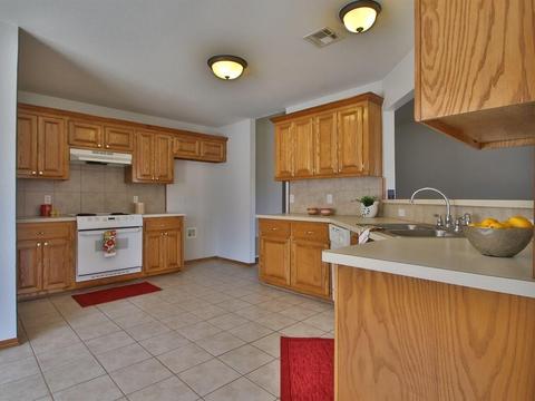 724 Elder, Mustang, OK 73064 photo 11
