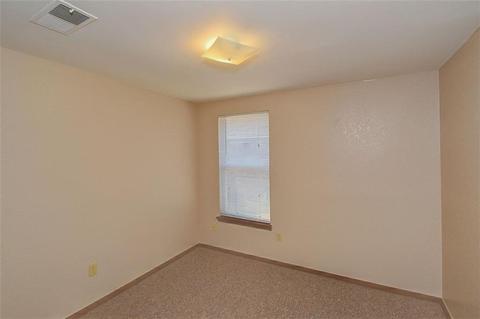 2127 Goodrich Dr, Moore, OK 73170 photo 16