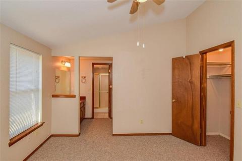 2127 Goodrich Dr, Moore, OK 73170 photo 13
