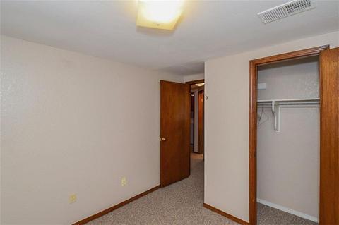 2127 Goodrich Dr, Moore, OK 73170 photo 17