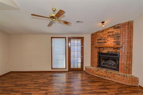 2127 Goodrich Dr, Moore, OK 73170 photo 6
