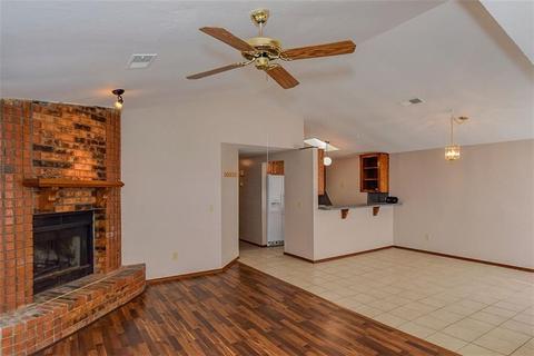2127 Goodrich Dr, Moore, OK 73170 photo 8