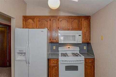 2127 Goodrich Dr, Moore, OK 73170 photo 11