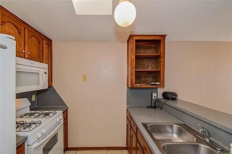 2127 Goodrich Dr, Moore, OK 73170 photo 10