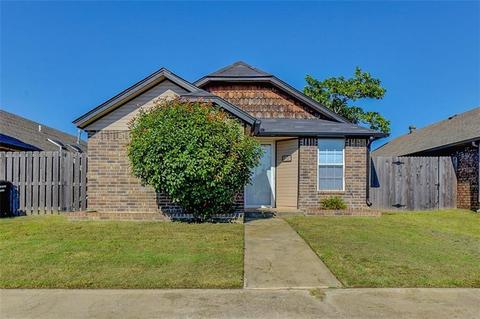 2127 Goodrich Dr, Moore, OK 73170 photo 1