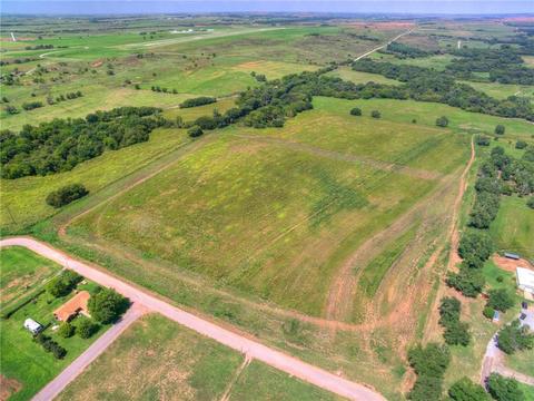22819 E 1030, Clinton, OK 73601 photo 13