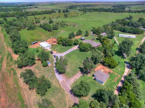 22819 E 1030, Clinton, OK 73601 photo 16