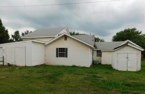 220 E Sullivan Ave, Mulhall, OK 73063 photo 14