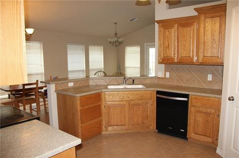 3400 Peacock Ln, Altus, OK 73521 photo 6