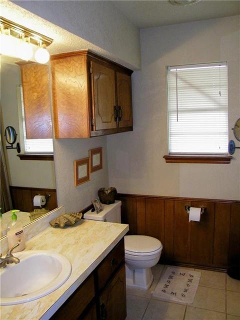 721 Lakecrest, Moore, OK 73170 photo 9