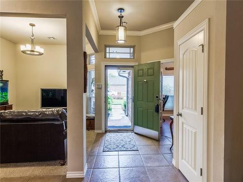3301 Red Rock Dr, Moore, OK 73165 photo 4