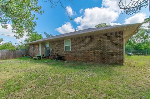 423 S 3rd St, Mcloud, OK 74851 photo 18