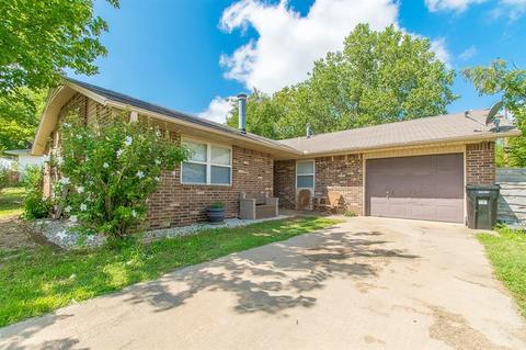 423 S 3rd St, Mcloud, OK 74851 photo 2