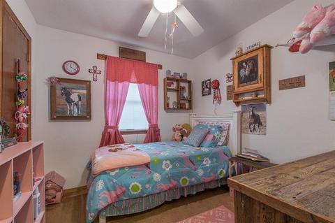 423 S 3rd St, Mcloud, OK 74851 photo 12