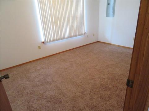 297 N Arena, Mcloud, OK 74851 photo 11