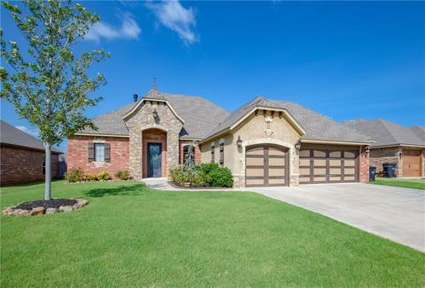 3401 Elmo Way, Moore, OK 73160 photo 2