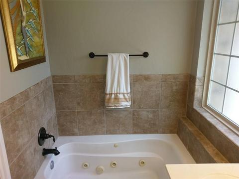 1300 Mead Cir, Moore, OK 73170 photo 21