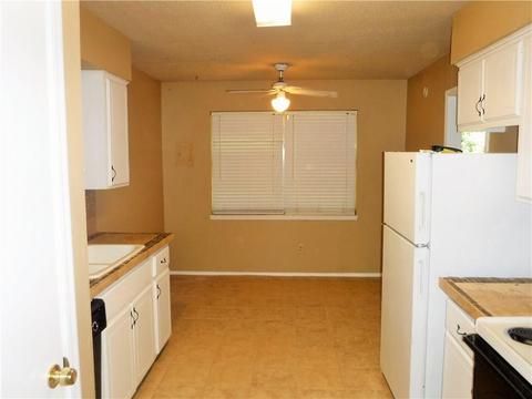 1715 E Lindsey #2, Norman, OK 73071 photo 2