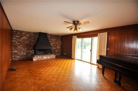 2209 E Robinson, Norman, OK 73071 photo 13