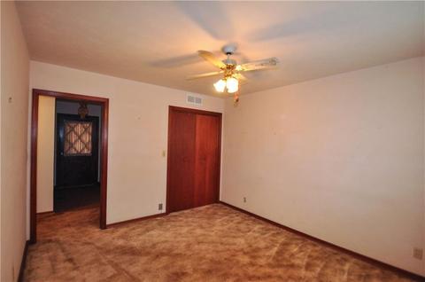 2209 E Robinson, Norman, OK 73071 photo 22
